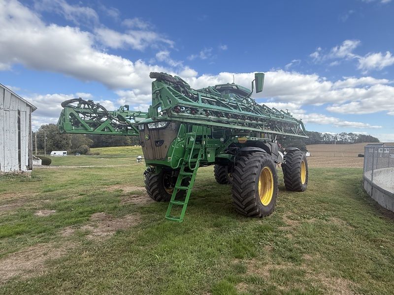 Used 2023 JOHN DEERE 410R For Sale in Oxford Pennsylvania