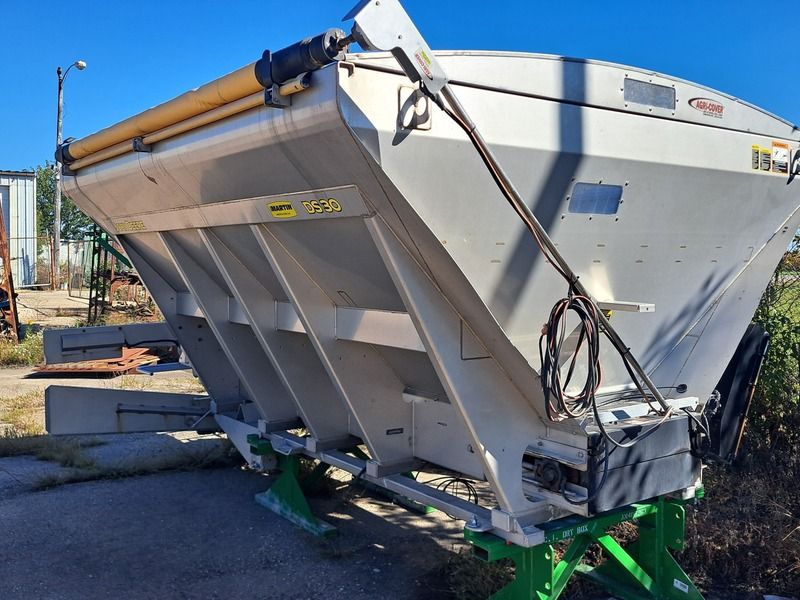 Used 2023 JOHN DEERE DS30 For Sale in Galesburg Illinois