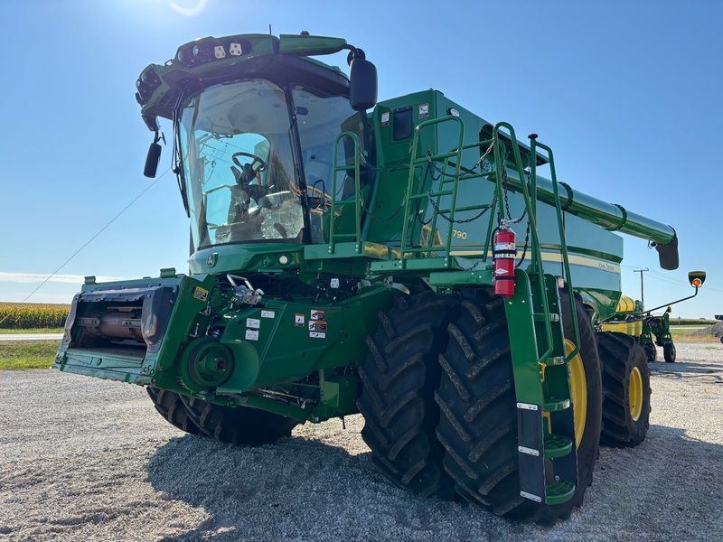 Used 2023 JOHN DEERE S790 For Sale in Streator Illinois