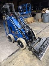 Cratos Equipment Skid Steer