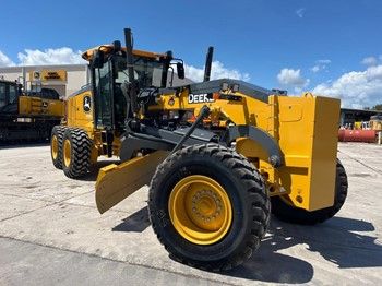 2024 DEERE 770G For Sale