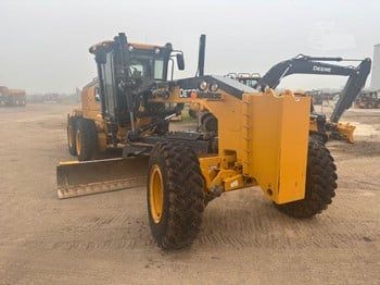 2024 DEERE 772G For Sale