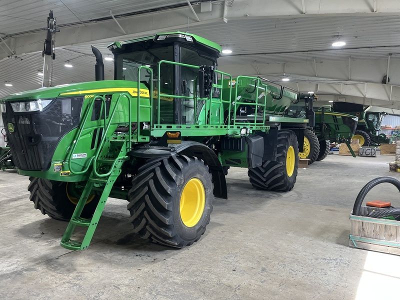 2024 JOHN DEERE 800R For Sale