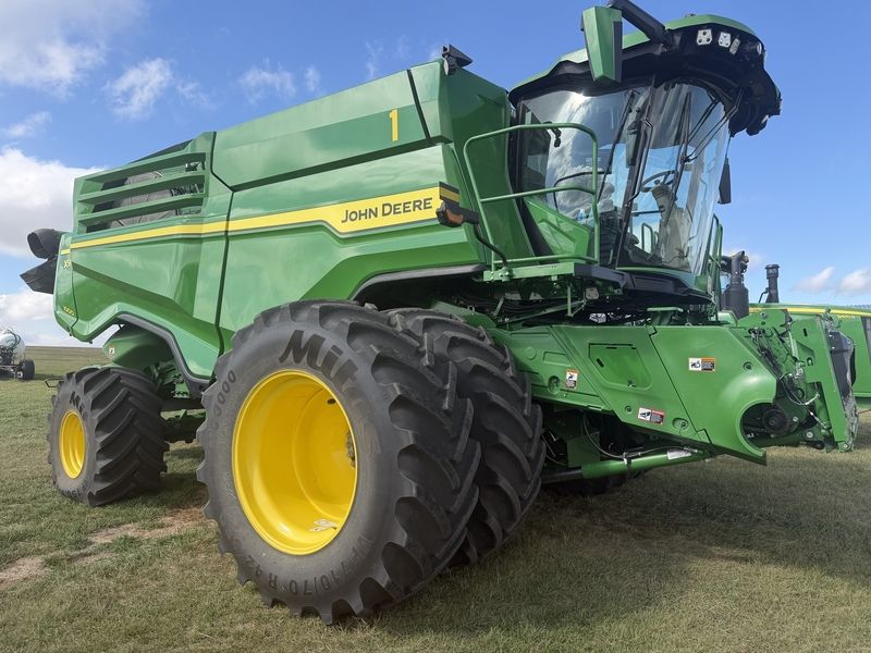 Used 2024 JOHN DEERE X9 1000 For Sale in Dickinson North Dakota