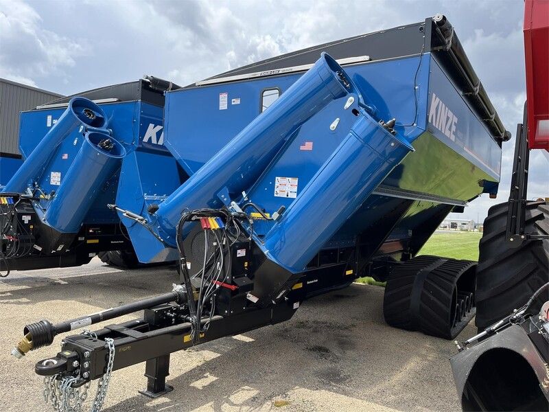 Used 2024 KINZE 1121 For Sale in Rochelle Illinois