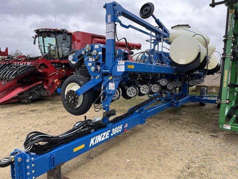 Used 2024 KINZE 3605 For Sale in Juda Wisconsin