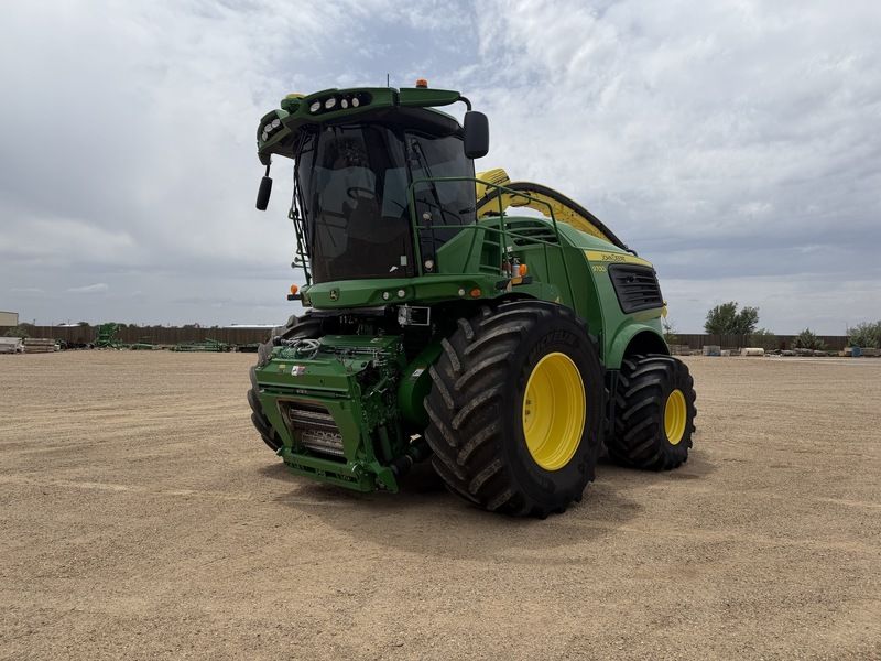 Used 2025 JOHN DEERE 9700 For Sale in Dimmitt Texas