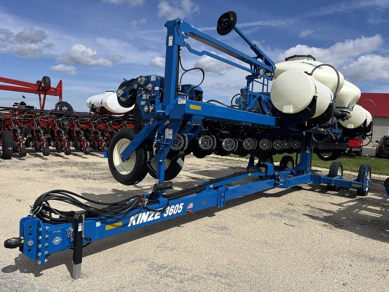 2025 KINZE 3605 For Sale