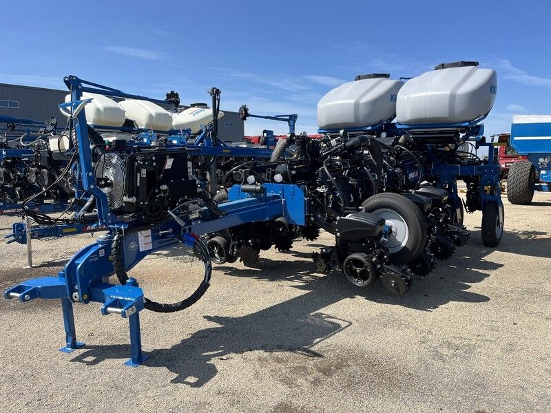 2025 KINZE 5900 For Sale