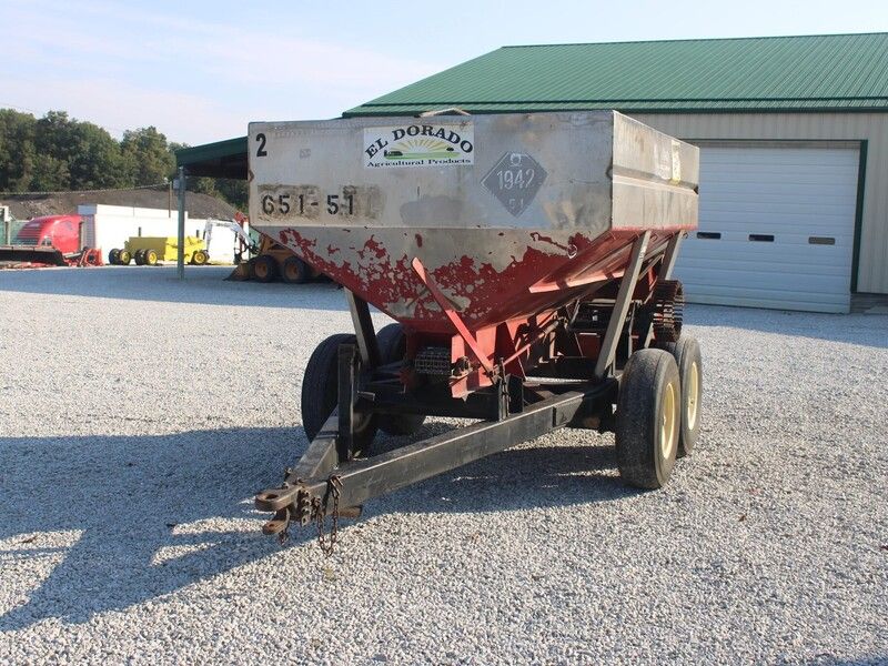 ADAMS FERTILIZER EQUIPMENT 5T For Sale