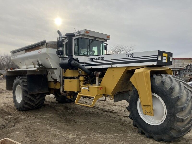 Used AG-CHEM TERRAGATOR 1903 For Sale in Charleston Illinois