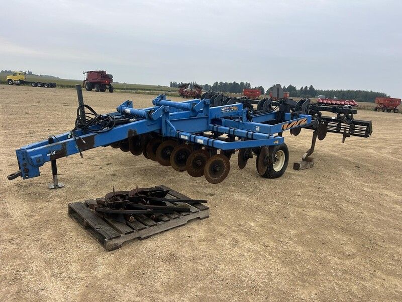 Used DMI ECOLO-TIGER 527B For Sale in Arlington Wisconsin