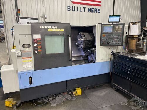 Used DOOSAN PUMA 300C (2011) For Sale in Iowa