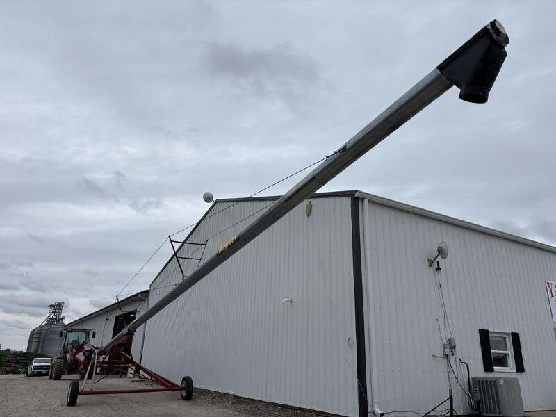 Used HUTCHINSON 10X72 For Sale in Kewanee Illinois