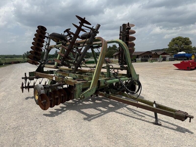 JOHN DEERE 235 For Sale