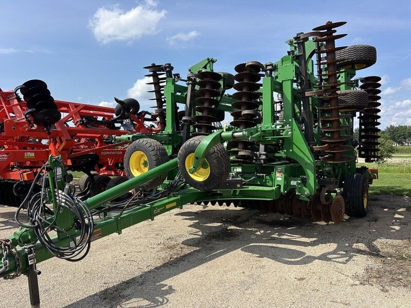 JOHN DEERE 2660VT For Sale