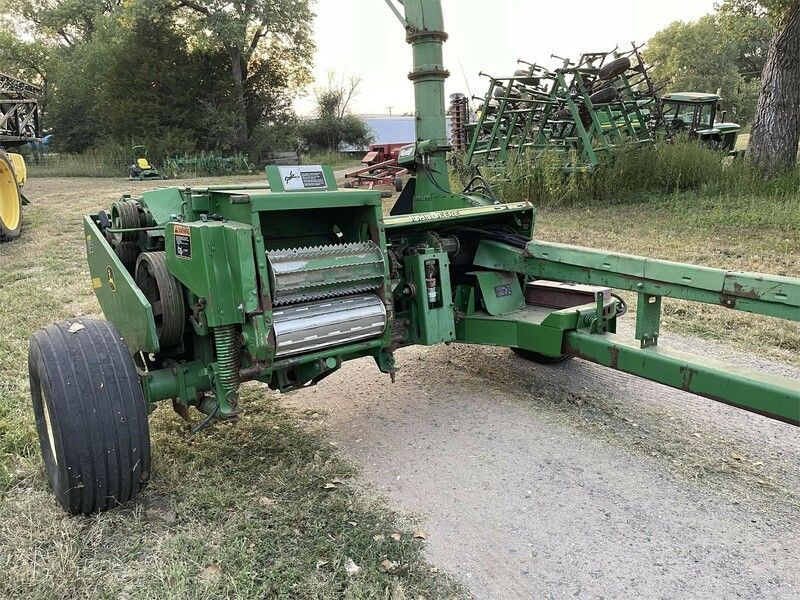 JOHN DEERE 3975 For Sale