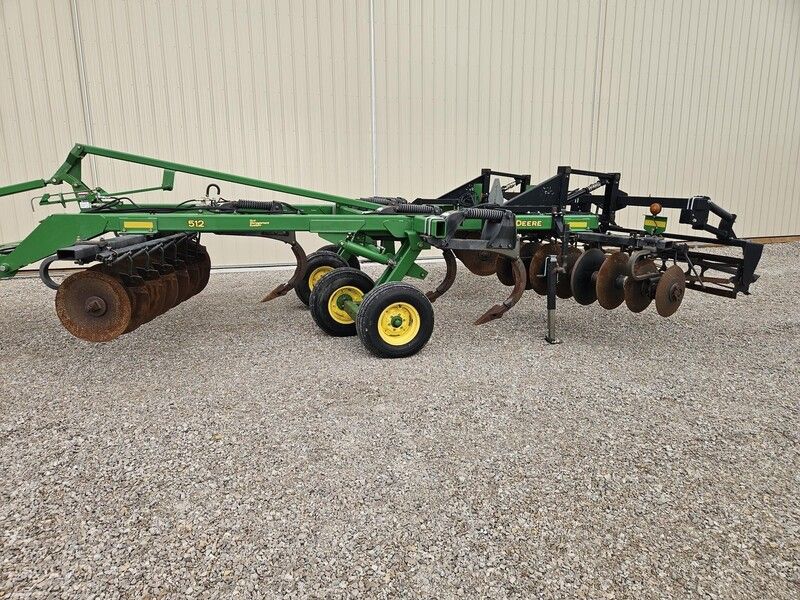 Used JOHN DEERE 512 For Sale in Ledyard Iowa