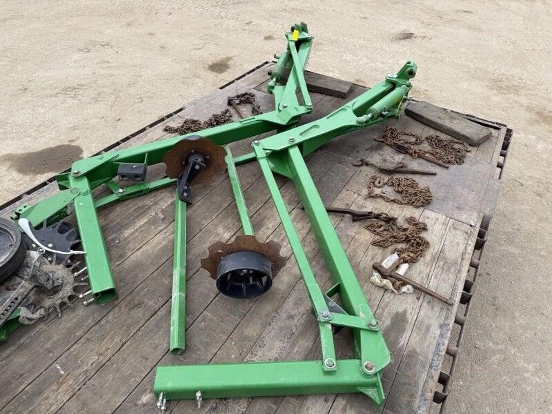 Used JOHN DEERE MARKERS For Sale in Glencoe Minnesota