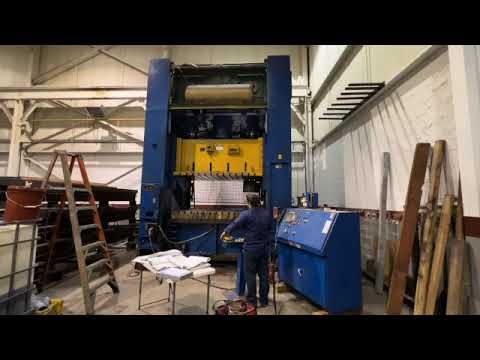 Used KOMATSU #E2G-300UD (1988) For Sale
