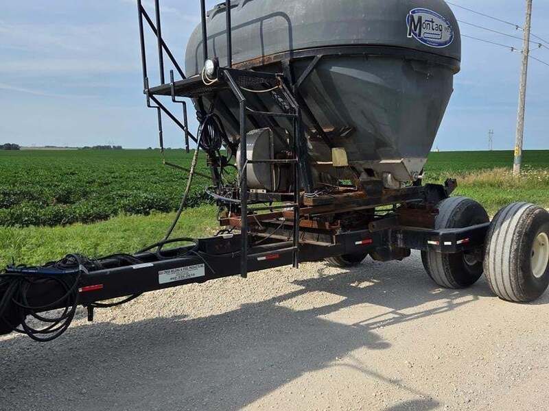 Montag Applicator