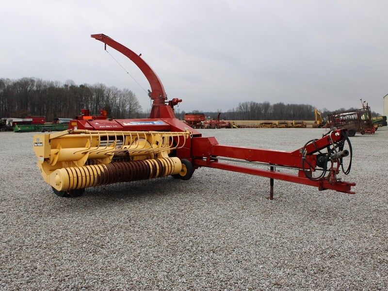 Used NEW HOLLAND FP230 For Sale in North Vernon Indiana