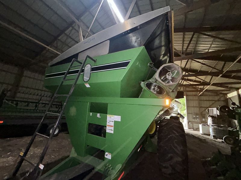 Used PARKER 710 For Sale in Slayton Minnesota