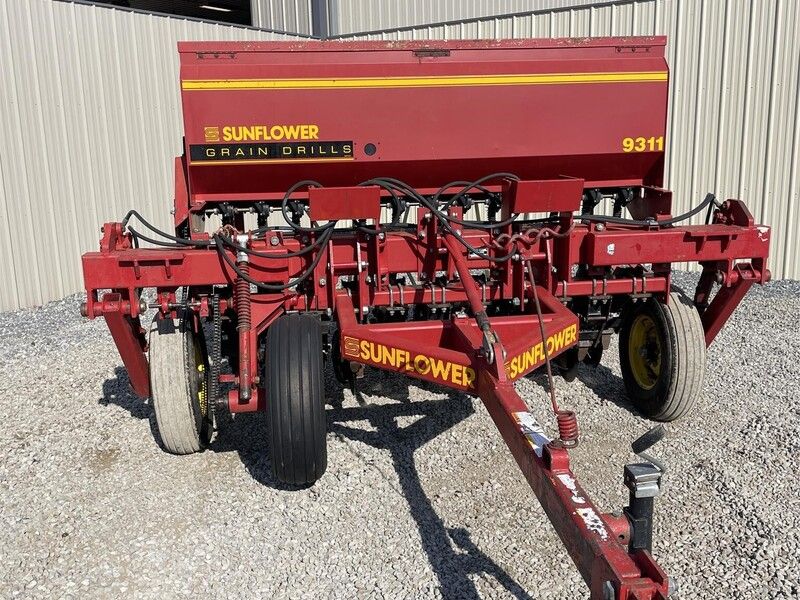 Used SUNFLOWER 9311 For Sale in Lebanon Pennsylvania