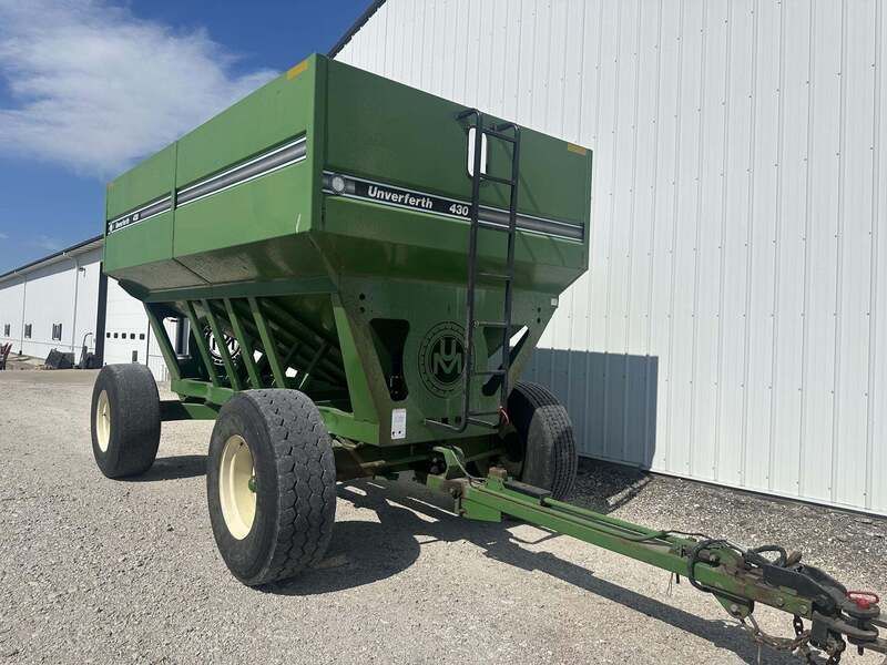 Used UNVERFERTH 430 For Sale in Kewanee Illinois